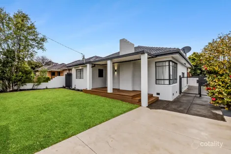 1/2 Strelden Ave, Oakleigh East, VIC 3166