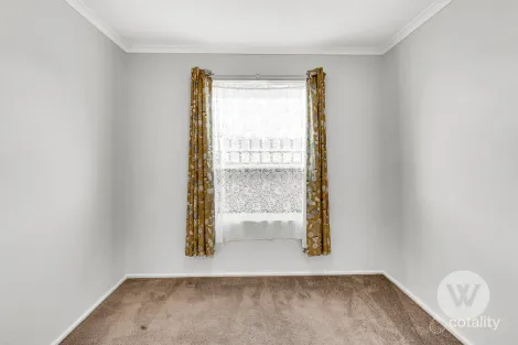 Property photo of 15 Jaguar Avenue Port Willunga SA 5173