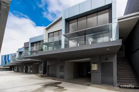 15/16 Bridges Rd, Melville, WA 6156