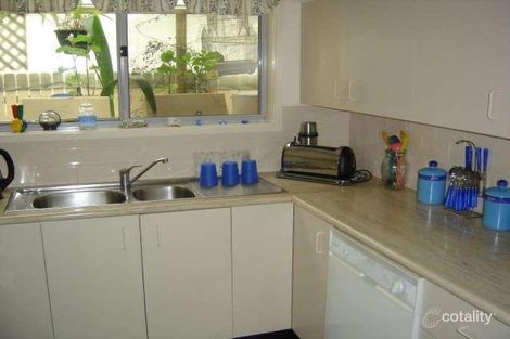 Property photo of 48 Caves Beach Road Caves Beach NSW 2281