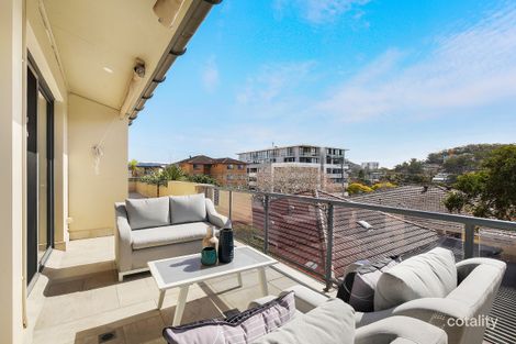 Property photo of 17/187-189 Albany Street Point Frederick NSW 2250