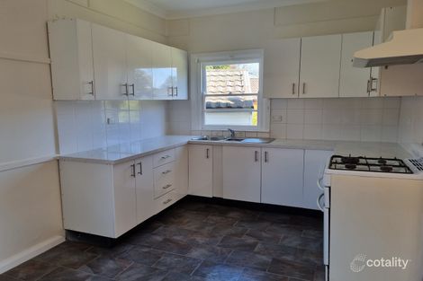 2 Railway Ave, Blackheath, NSW 2785