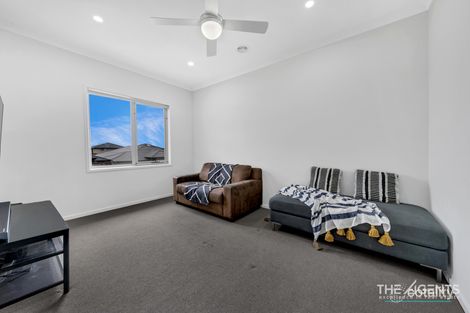 Property photo of 24 Santarosa Avenue Tarneit VIC 3029