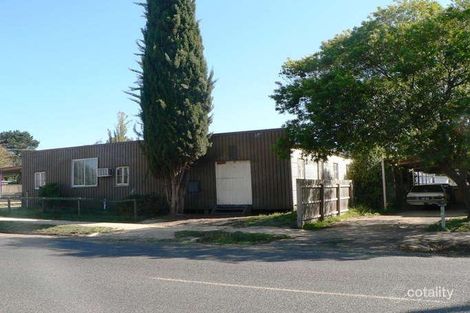 86 Barry St, Romsey, VIC 3434