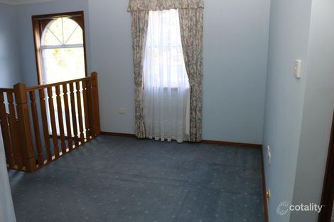 Property photo of 12 Bell Close Mardi NSW 2259