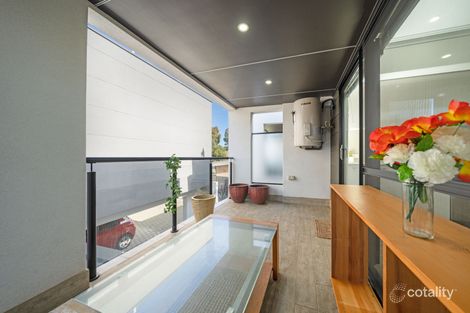 Property photo of 8/4 Endeavour Road Morley WA 6062