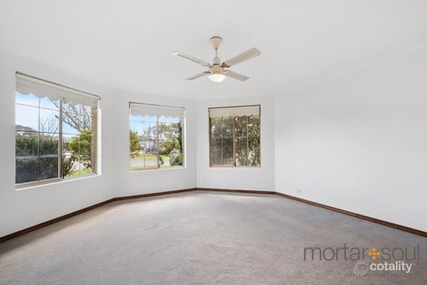 Property photo of 10 Ferndown Retreat Meadow Springs WA 6210