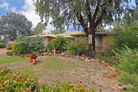 Property photo of 13 Honeydew Close Maida Vale WA 6057