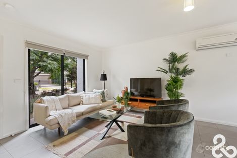 Property photo of 15 Huntingfield Street Craigieburn VIC 3064