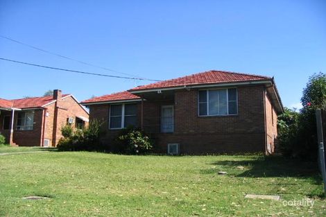 3 Junee Cres, Kingsgrove, NSW 2208