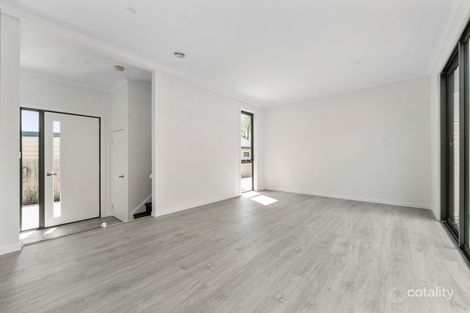 Property photo of 2/5 Melville Avenue Frankston VIC 3199
