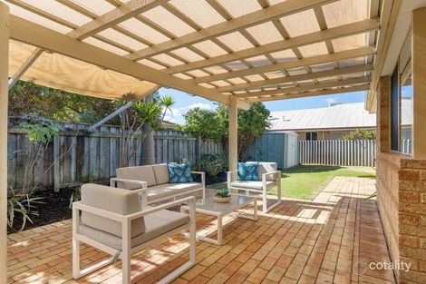 Property photo of 8 Letchworth Centre Avenue Salter Point WA 6152