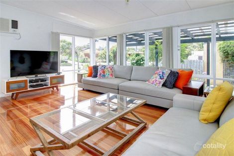 Property photo of 17 Braidwood Avenue Rosebud VIC 3939