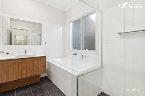 Property photo of 17 Romney Court Pennington SA 5013