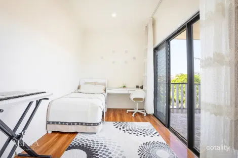 Property photo of 21 Canal Road Greystanes NSW 2145