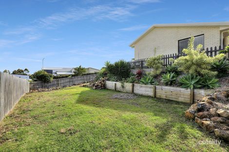 Property photo of 44 Sienna Boulevard Ashfield QLD 4670