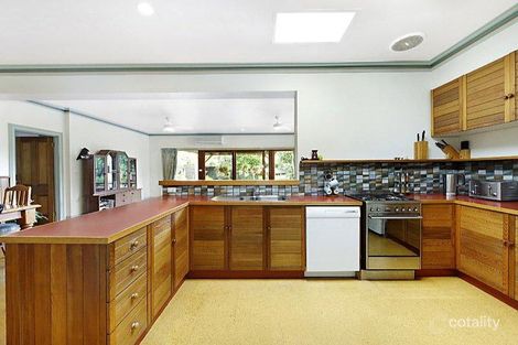 Property photo of 18 Burton Crescent Ascot Vale VIC 3032