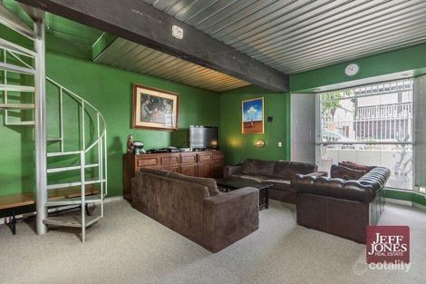 Property photo of 31 Isaac Street Spring Hill QLD 4000
