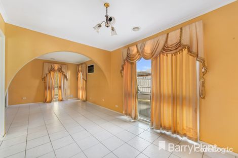 Property photo of 17 Smeaton Avenue Hoppers Crossing VIC 3029