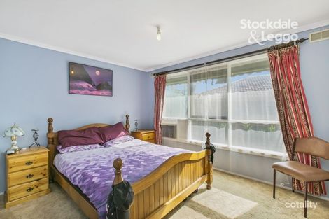 Property photo of 32 Clairmont Avenue Cranbourne VIC 3977