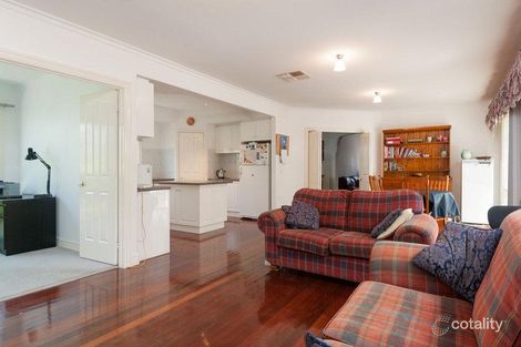 Property photo of 143 Lakeview Drive Lilydale VIC 3140