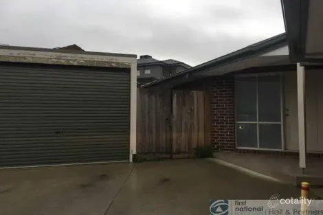 3/3 Blossom Dr, Doveton, VIC 3177