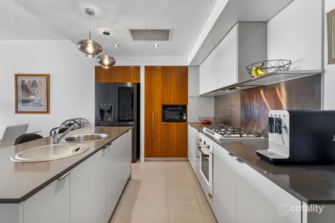 Property photo of 1784/1 Rialto Quay Drive Hope Island QLD 4212