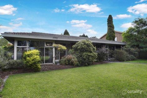 20 Belvedere Ave, Wheelers Hill, VIC 3150