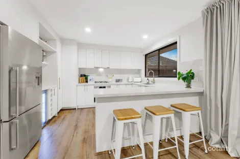 Property photo of 18A Marianne Way Doncaster VIC 3108