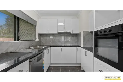 Property photo of 40 Enmore Street Manoora QLD 4870