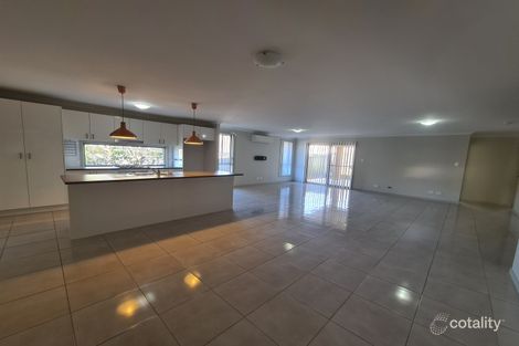 Property photo of 10 Clydesdale Street Wadalba NSW 2259