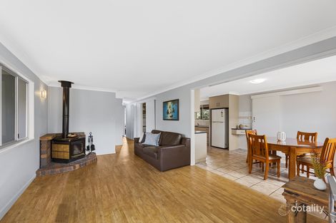 Property photo of 9 Talinga Street Mount Lofty QLD 4350