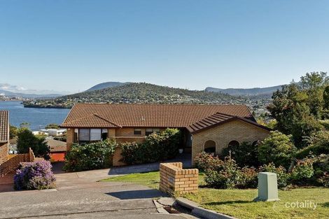 8 Cyrus Ct, Rose Bay, TAS 7015