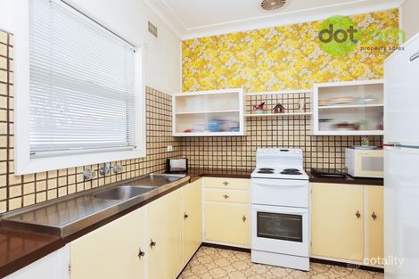 Property photo of 30 Derna Road Shortland NSW 2307