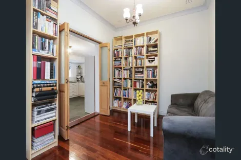Property photo of 9 Halsey Close Cannington WA 6107