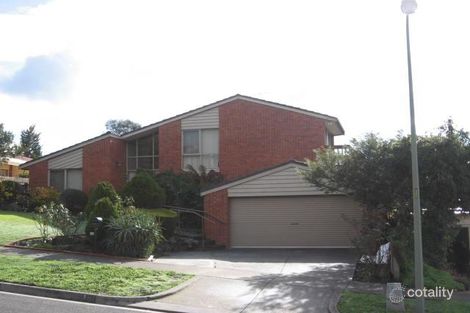 Property photo of 13 Ravenswood Court Doncaster East VIC 3109
