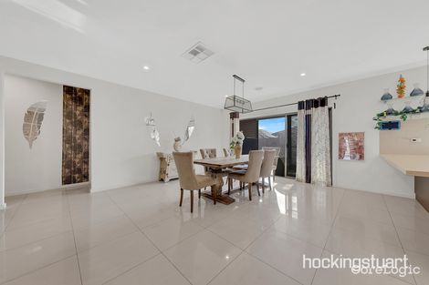 Property photo of 25 Evolve Esplanade Wollert VIC 3750