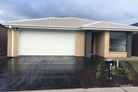 21 Naomi St, Pakenham, VIC 3810