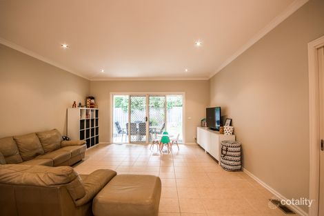 Property photo of 2 Balmoral Street Kilsyth VIC 3137