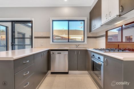 Property photo of 1/21 Chesterton Avenue Tarneit VIC 3029