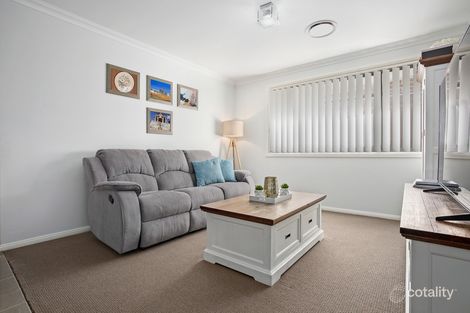 Property photo of 9 Rosecomb Road Spring Farm NSW 2570