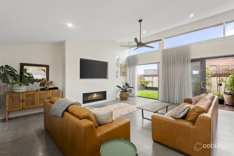 Property photo of 7 Limpet Circuit Point Lonsdale VIC 3225