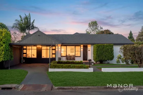 1 Aminya Pl, Baulkham Hills, NSW 2153