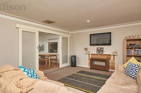 Property photo of 21 Leavenworth Drive Mount Austin NSW 2650