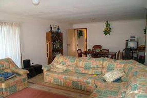Property photo of 20 Narara Avenue Charmhaven NSW 2263