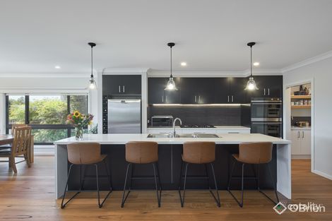 Property photo of 92 Bexley Boulevard Drouin VIC 3818