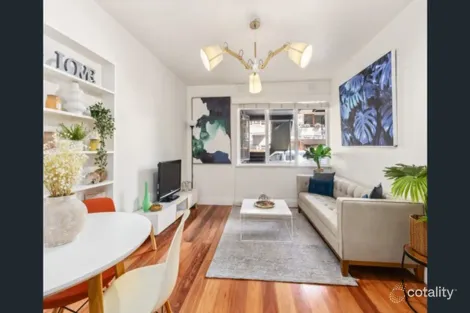 4/17 Tiuna Gr, Elwood, VIC 3184