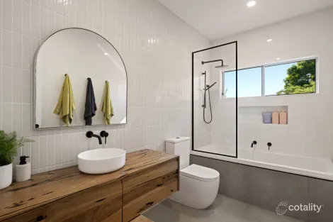 Property photo of 40 Broadsea Avenue Maroochydore QLD 4558