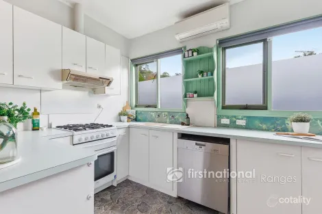 Property photo of 8 Paradise Grove Emerald VIC 3782