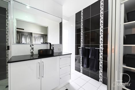 Property photo of 38 Montgomery Street Rural View QLD 4740